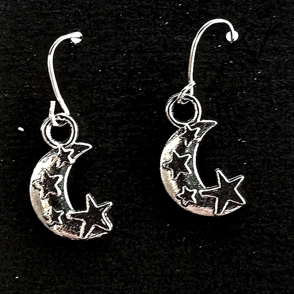 Crescent Moon With Raised Stars For That 3-D Effect. Pierced Earrings - Picture 1 of 4